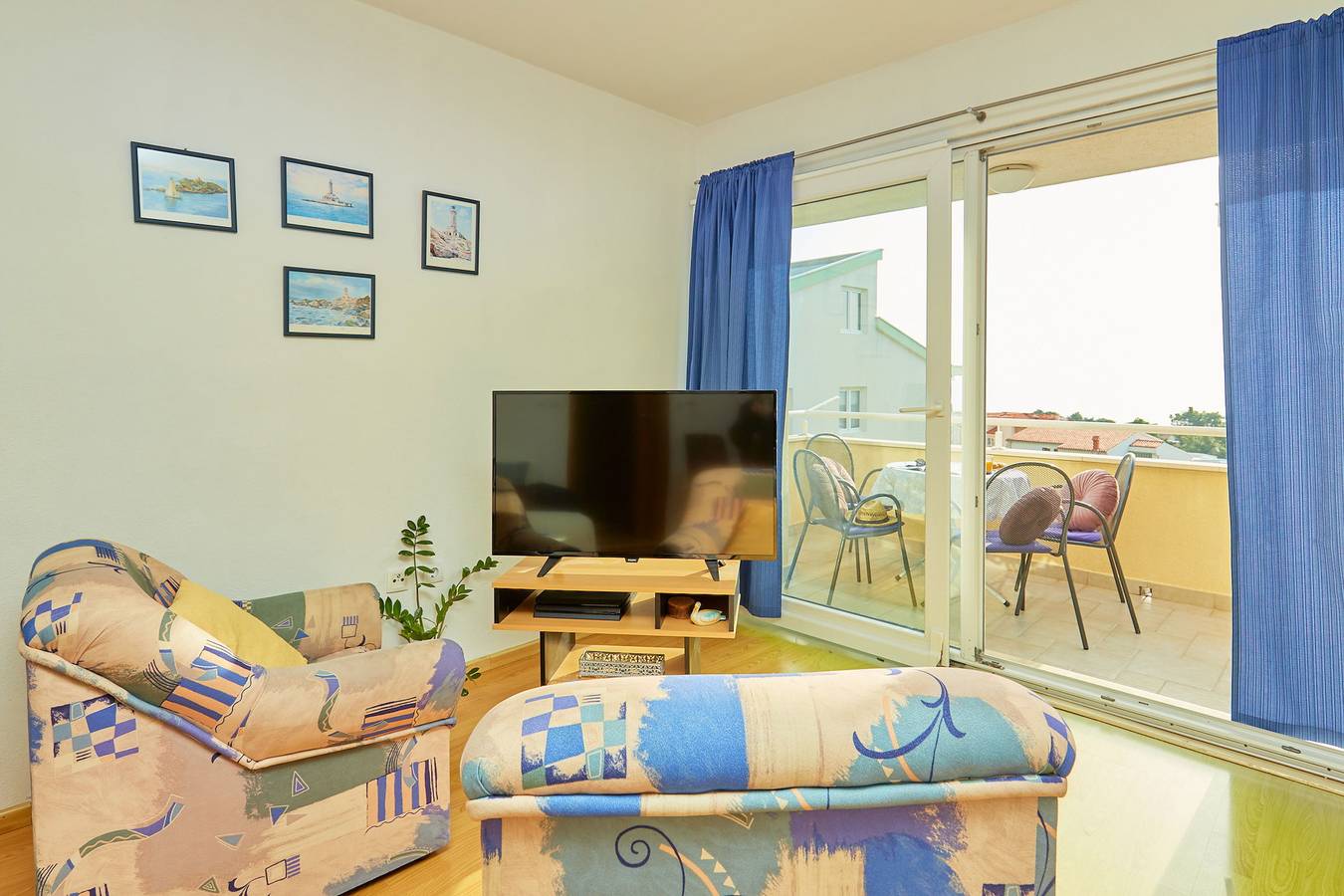 Hel lägenhet, Apartments Zelic Tucepi  Blue Apartment in Tučepi, Makarskas riviera