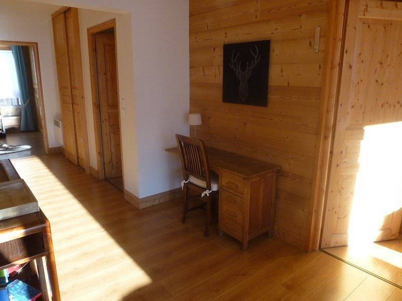 Ganze Ferienwohnung, Large And Cosy Apartment On The Heights Of The Resort in Isola 2000, Isola
