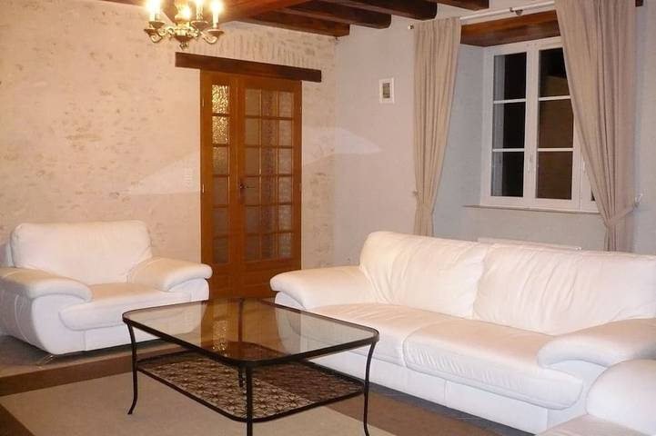 Gîte pour 7 personnes, avec jardin à Épineu-le-Chevreuil - 4