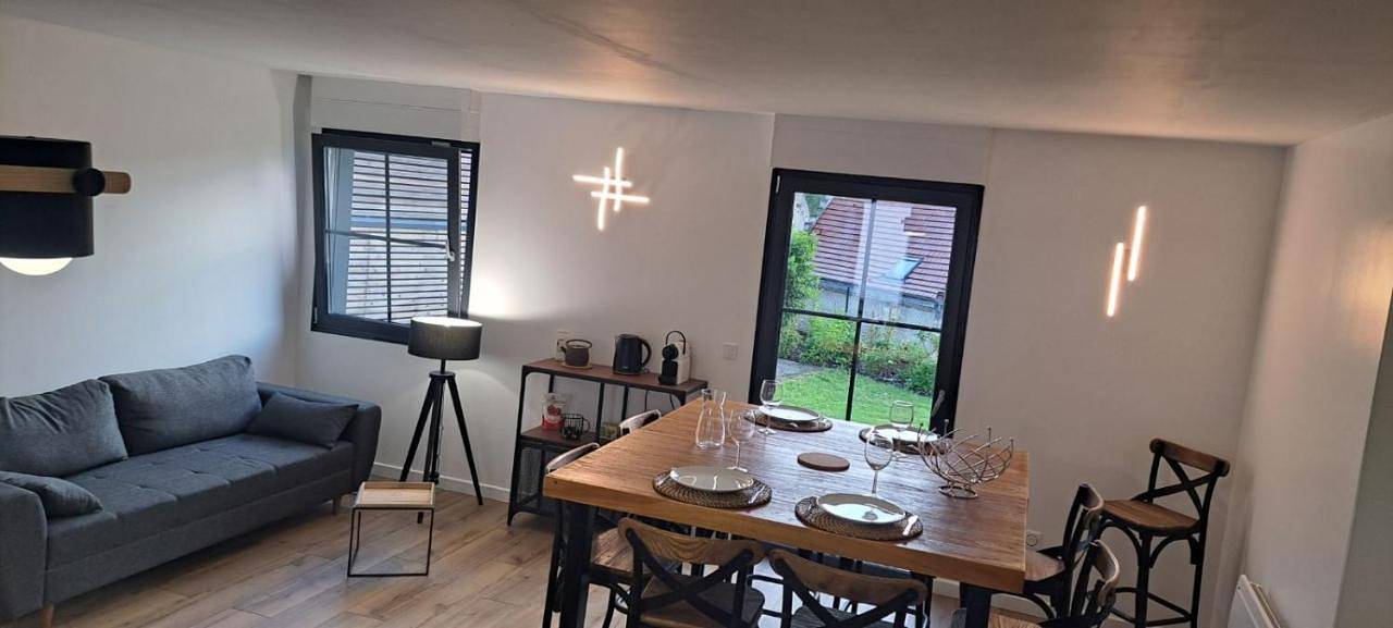La maison d'à côté Chambre 2 in Cuise-la-Motte, Oise