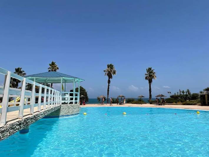 Camping für 4 Personen, mit Pool und Terrasse, mit Haustier in Italien - 3