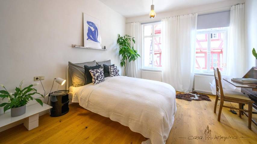 Ferienwohnung für 3 Personen, mit Terrasse und Garten sowie Ausblick in Bad Wimpfen