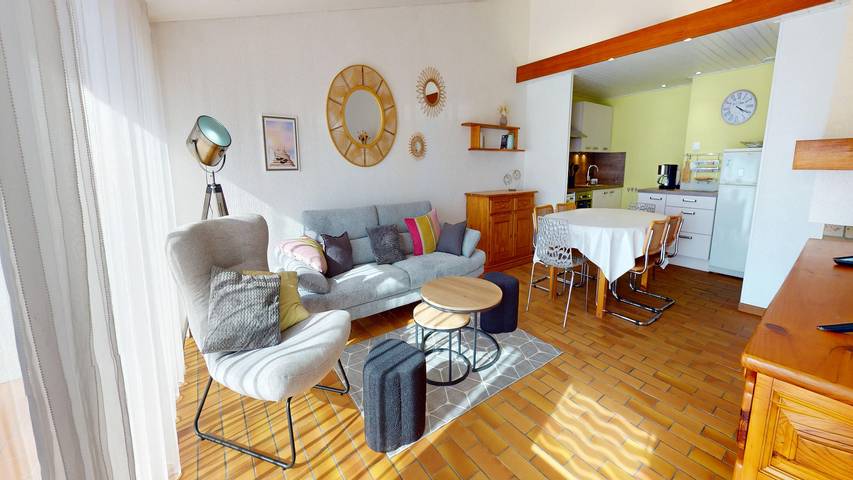 Location de vacances pour 6 personnes, avec jardin et terrasse dans Plage des Demoiselles - 2