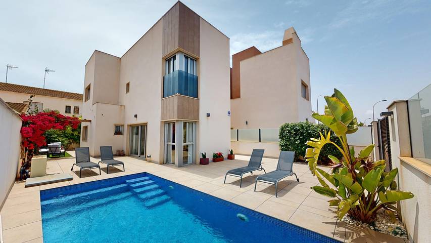 Chalet para 6 personas, con balcón y jardín en San Javier