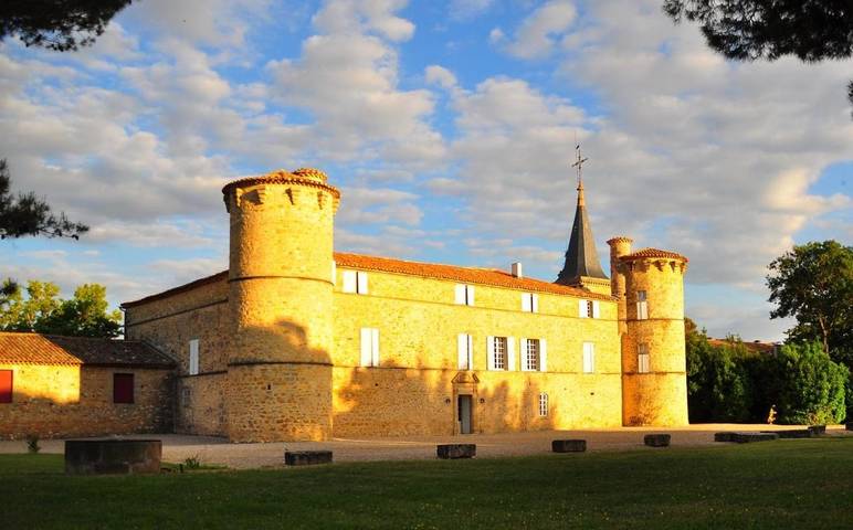 Chambre d’hôte pour 2 personnes, avec Terrasse et Jardin ainsi que Piscine et Vue