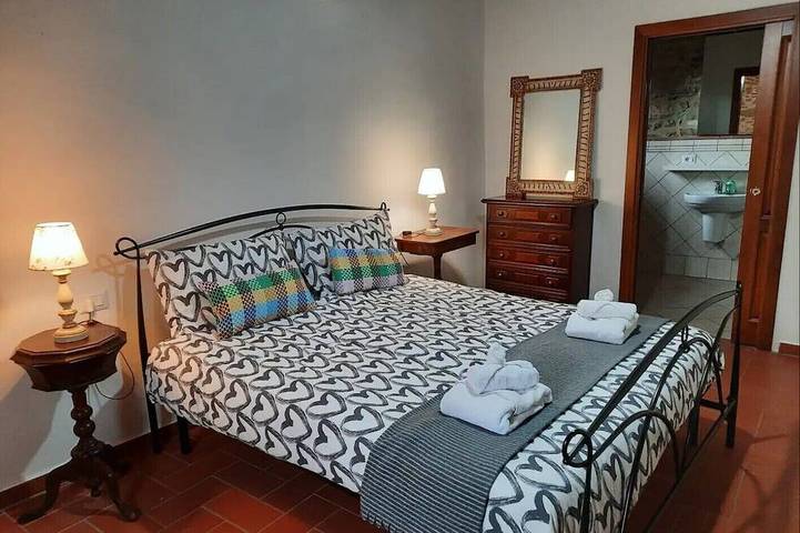Tuscan Villa 15 min from Florence, Parking, Garden in Fiesole, Firenze province