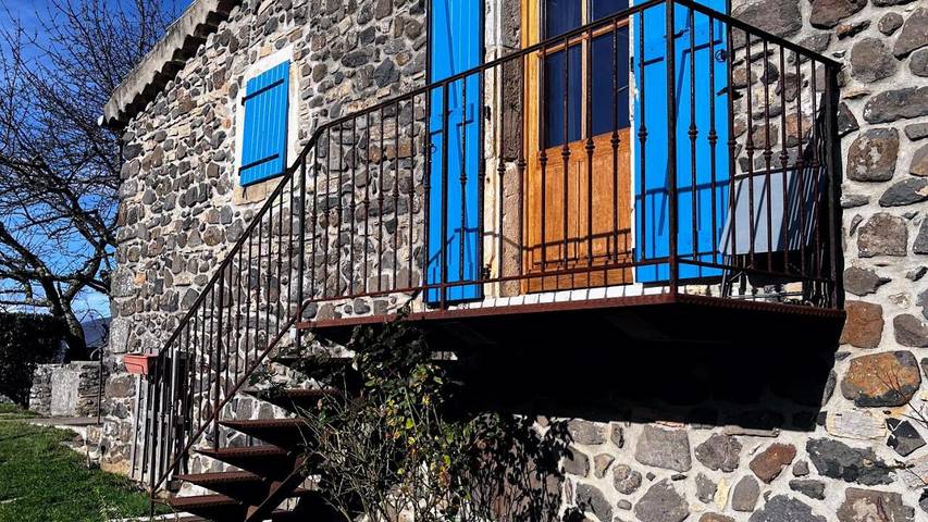 Maison d’hôte pour 2 personnes, avec vue et jardin ainsi que sauna et piscine, adapté aux familles à Chomérac - 2