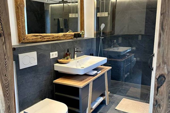 Hütte für 2 Personen, mit Garten und Sauna sowie Terrasse in Rottach-Egern - 4