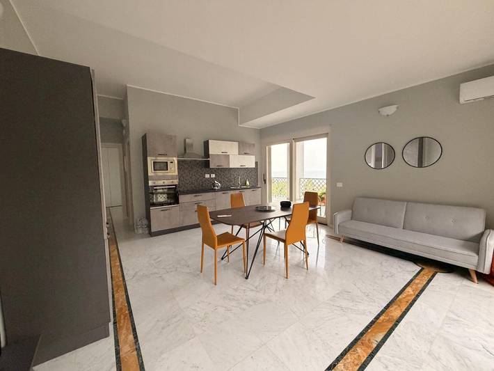 Ferienwohnung für 2 Personen, mit Balkon und Ausblick - 1