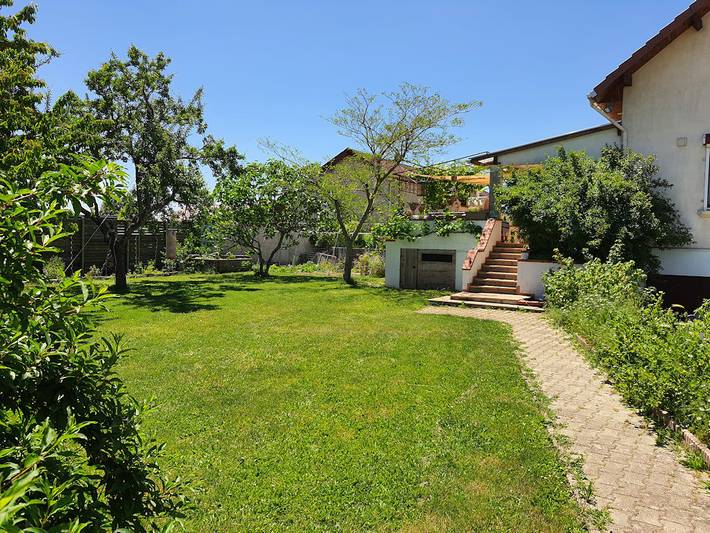 Chambre d’hôte pour 4 personnes, avec jardin et piscine dans l' Isère - 3