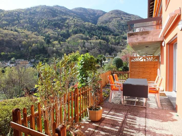 Ferienwohnung für 5 Personen, mit Terrasse und Garten sowie Pool in Centovalli