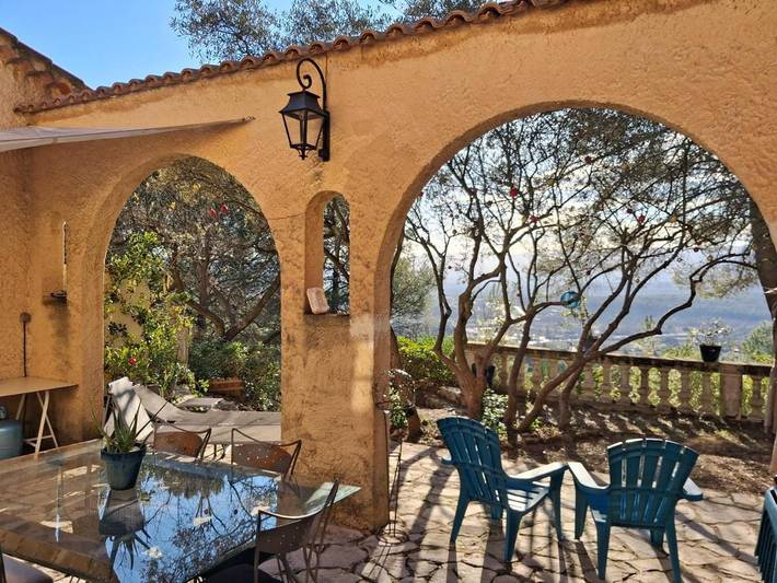 Maison de vacances pour 14 personnes, avec vue et jardin, animaux acceptés