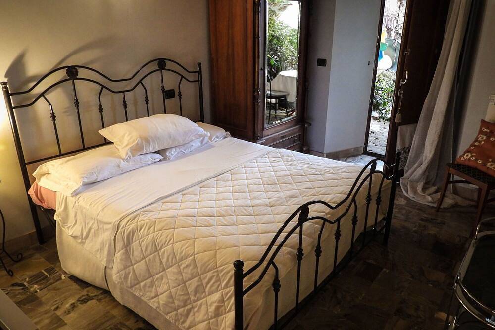 Country House / Farm House en Forcella con 2 habitaciones, capacidad 4 in Roccafluvione, Parque Nacional de los Montes Sibilinos