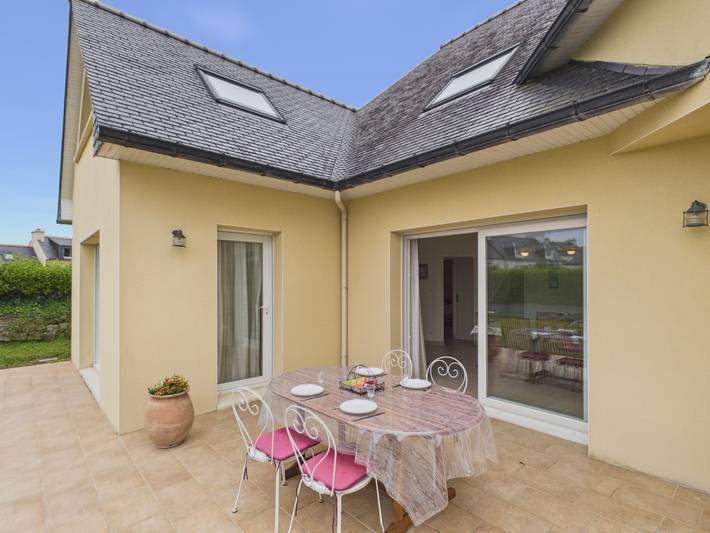 Location de vacances pour 7 personnes, avec Terrasse et Jardin dans Plage De Kervenni Plouguerneau