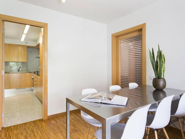 Appartement de vacances entier, Appartement Exécutif près du Centre de Barcelone pour 6 in Barcelona Centre, Barcelone