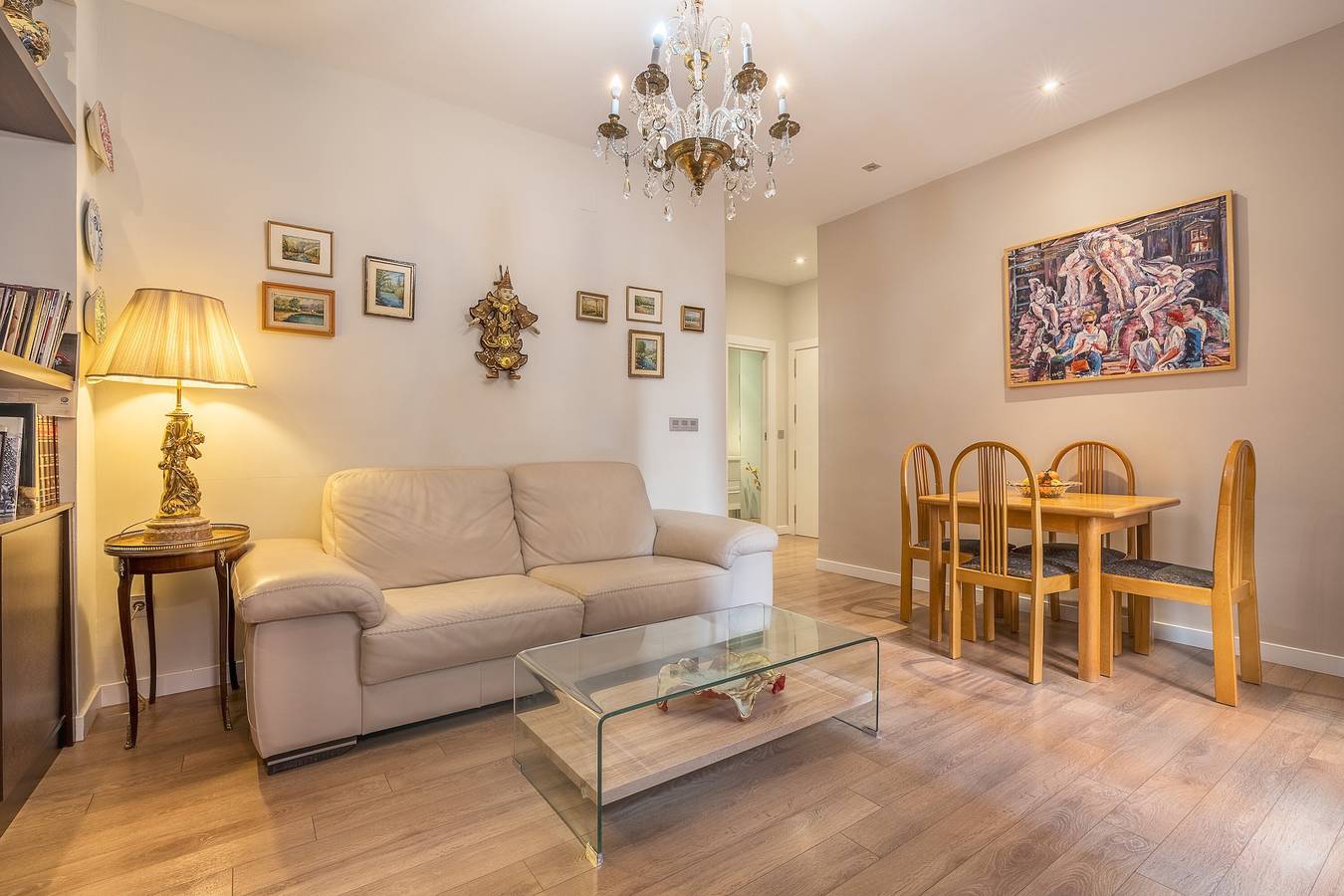 Casa Vacanze 'City Center Lorca Suit Parking Free' con Balcone, Wi-Fi e Aria Condizionata in Centro-Sagrario, Granada