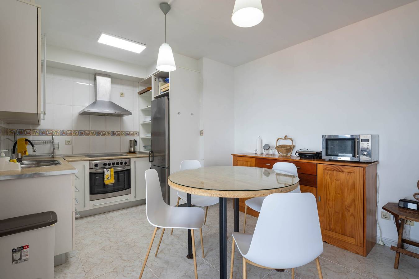 Appartement entier, Appartement "Cabo Cruz" avec vue sur la mer, balcon et Wi-Fi in Boiro, Rías Baixas