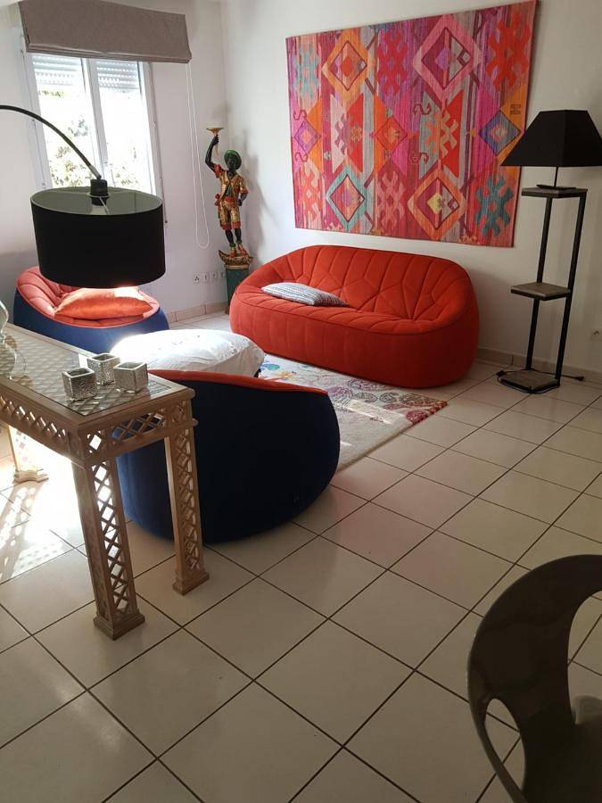 Appartement entier, Three-Bedroom Apartment in Eysines, Région de Bordeaux