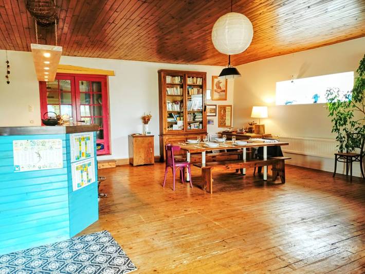 Gîte pour 4 personnes, avec terrasse et jardin à Parent