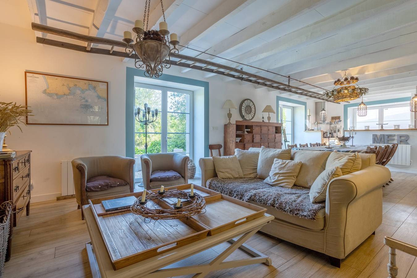Maison de vacances 'La Bonne Descente' avec vue sur le lac, terrasse privée et Wi-Fi in Fouesnant, Région de Quimper