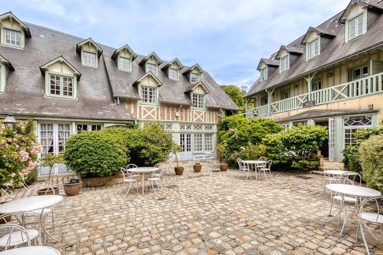 Hôtel Douce France - Veules Les Roses in Veules-les-Roses, Région de Dieppe
