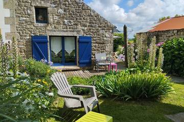 Gîte pour 4 personnes, avec jardin dans Plage De Saint Cado Belz