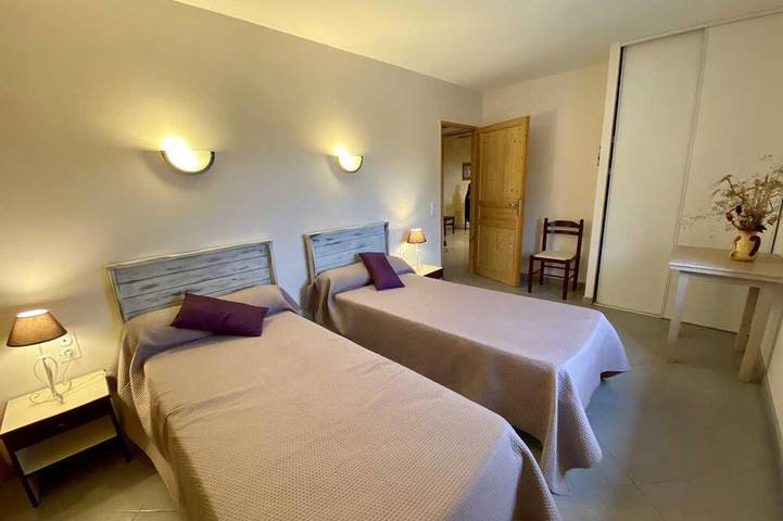 Location de vacances pour 8 personnes, avec jardin et piscine, animaux acceptés à Véraza (Aude) - 3