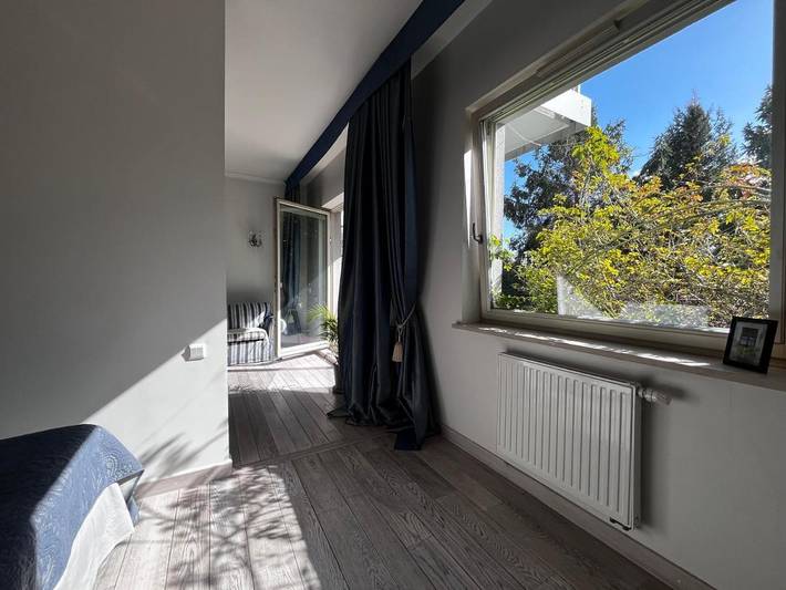 Apartament wakacyjny dla 4 osób, z widok i balkon w Redłowo