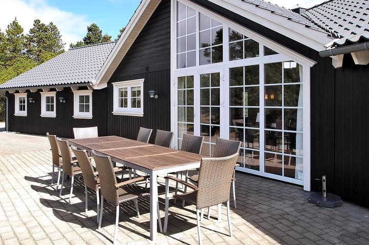 Ferienhaus für 10 Personen, mit Sauna und Terrasse sowie Whirlpool in Blavand - 2
