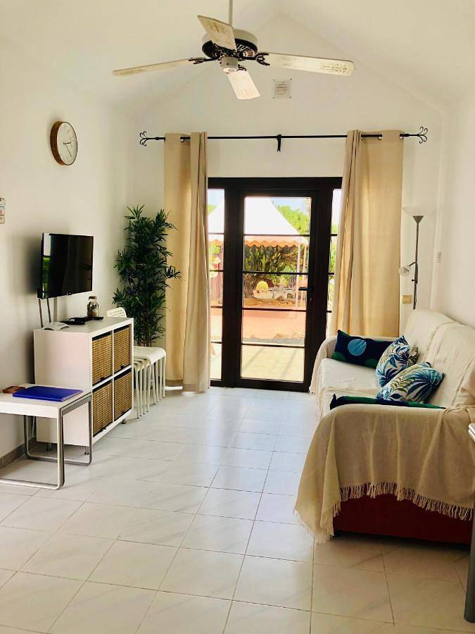 Apartamento de vacaciones para 4 personas, con terraza y piscina - 1