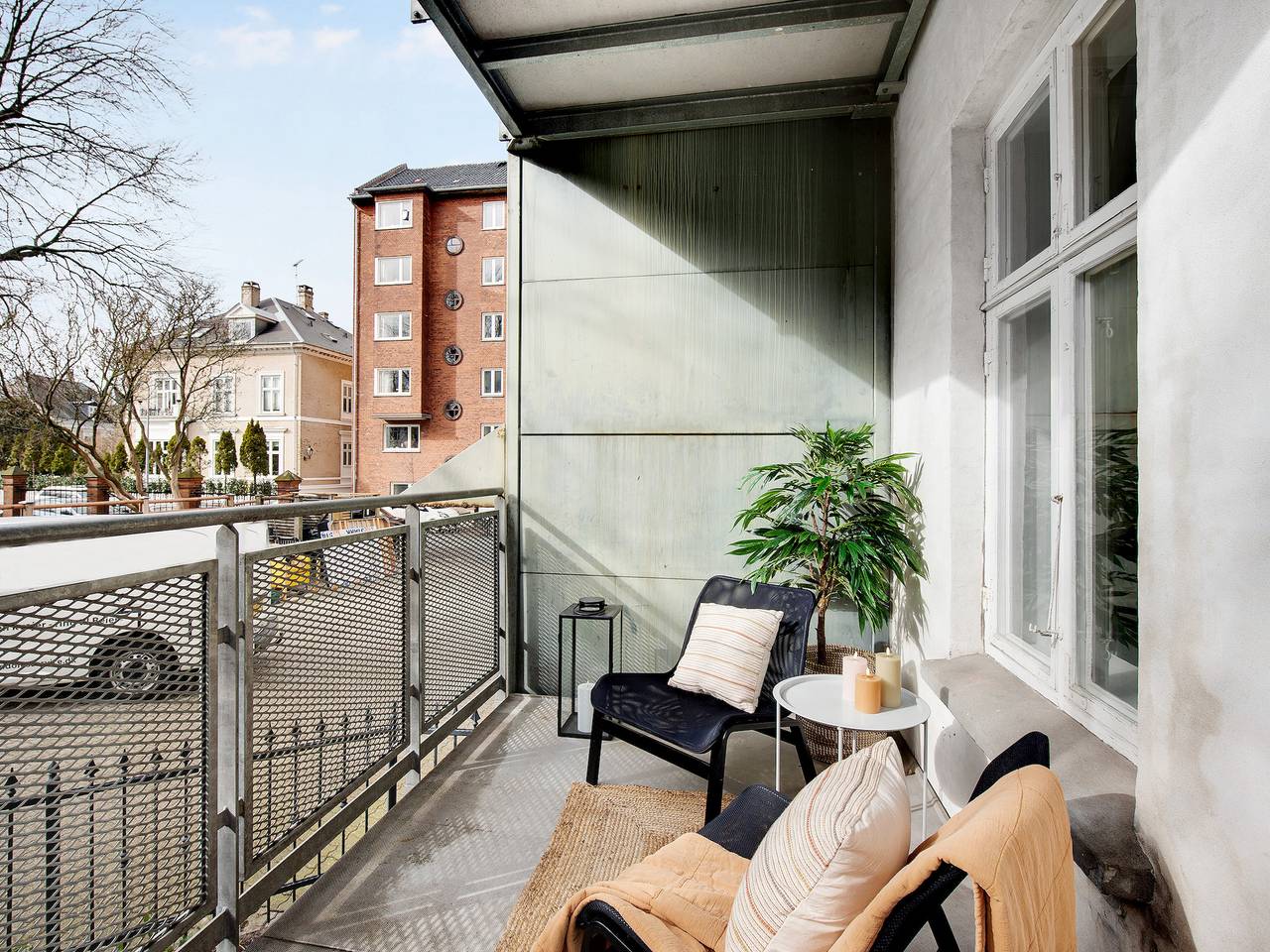 Apartamento entero, Constantin - Elegante apartamento de 2 dormitorios con balcón in Frederiksberg, Copenhague