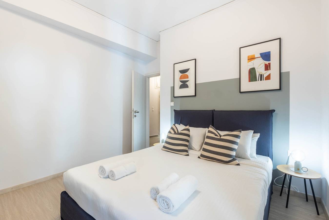 Entire apartment, Sunlit Serenity: Cozy 1bdrm Escape in Athens in Central Section of Athens, Athens