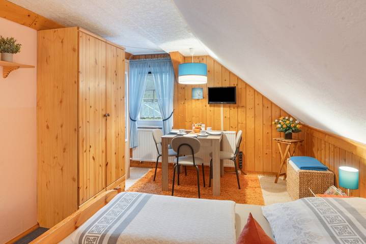Ferienwohnung für 3 Personen, mit Garten