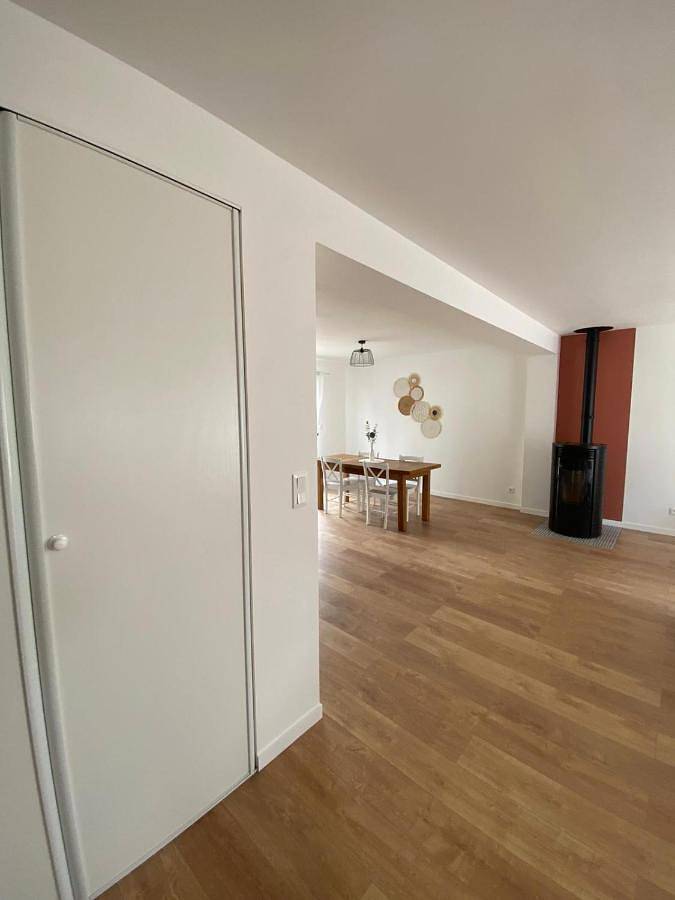 One-Bedroom House in Cuvilly, Oise