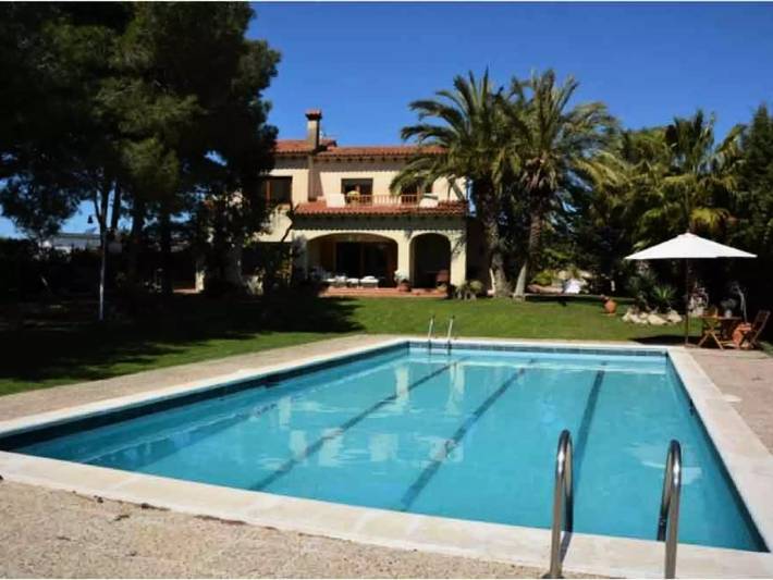 Chalet para 12 personas, con jardín en Garraf