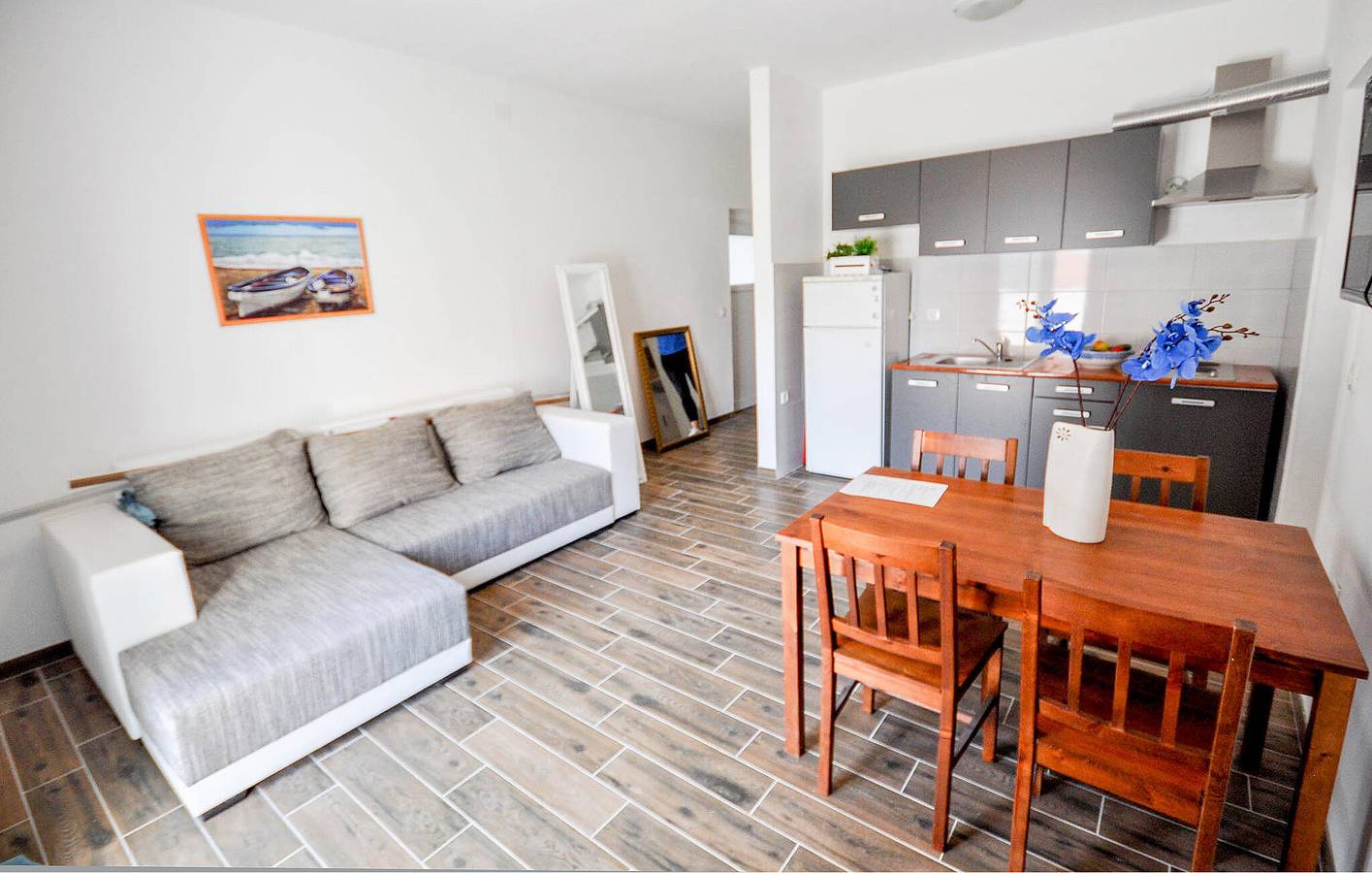 Cały apartament wypoczynkowy, Apartament wakacyjny dla 4 osób z basen in Novigrad, Umag i okolice