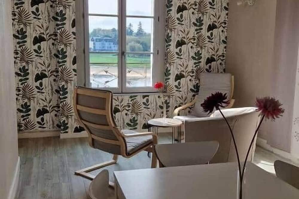 Apartamento entero, The Family in the heart of the Loire Valley Chinon in Chinon, Valle del Loira