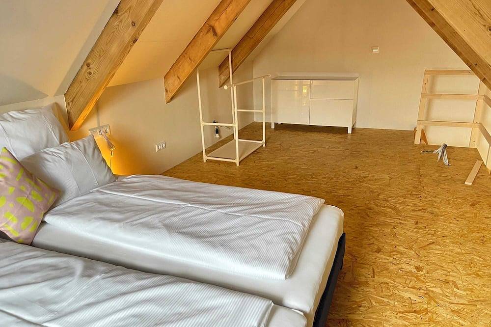 Ganze Wohnung, Quiet&Cozy, 2 bedroom apartment near Airport Ber in Rudow Berlin, Berlin