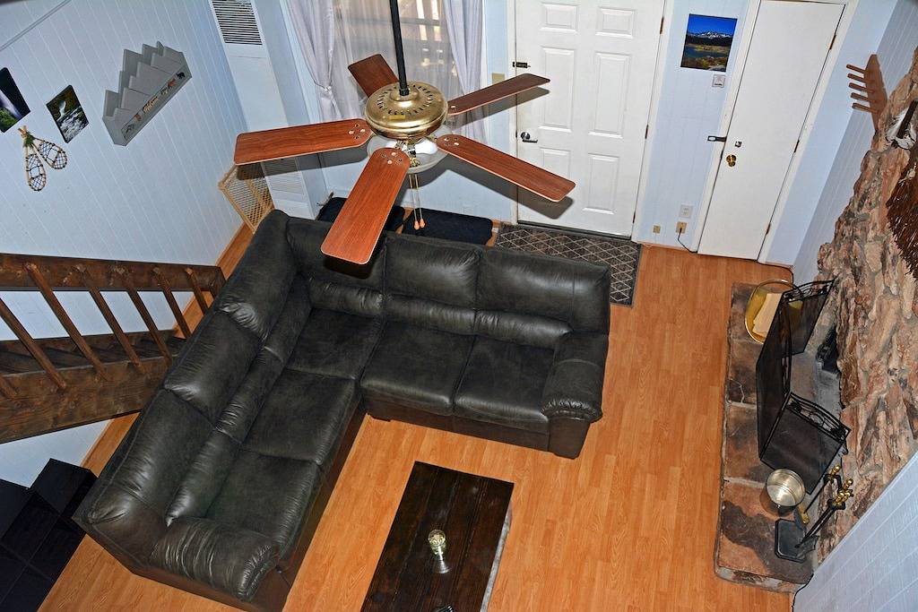 Ganze Wohnung, Golden Enchanted Getaway bei Angel Fire 2 Schlafzimmer, 2 Badezimmer Condo in Angel Fire, Colfax County