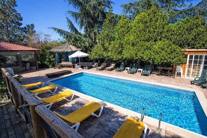 Casa rural para 26 personas, con Balcón además de Terraza y Jardín en Sils