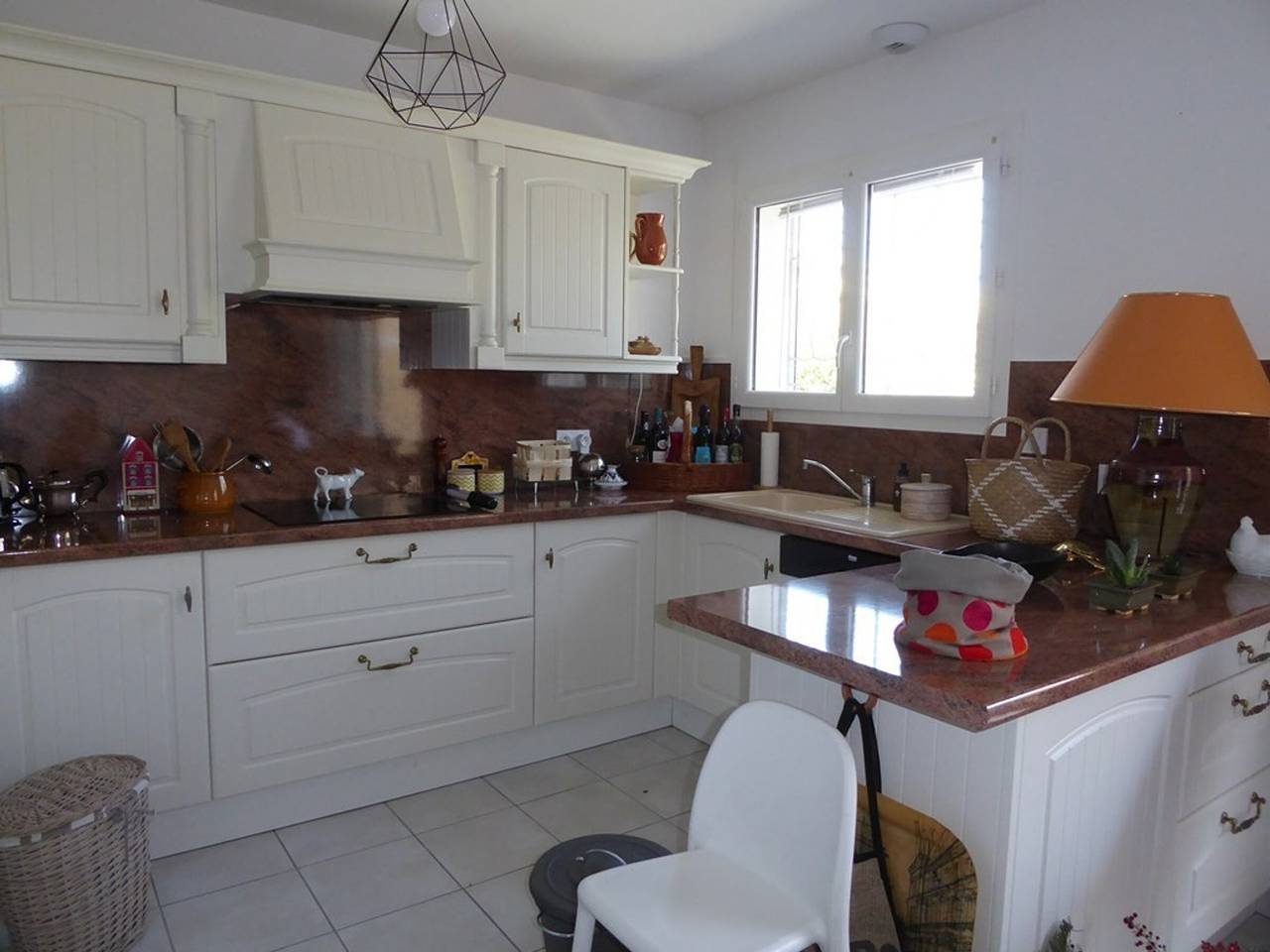 Charmantes Reihenhaus in Seenähe mit Terrasse, 3 Sz, ideal für 6 Pers., nah zu Geschäften in Sanguinet, Côte d’Argent