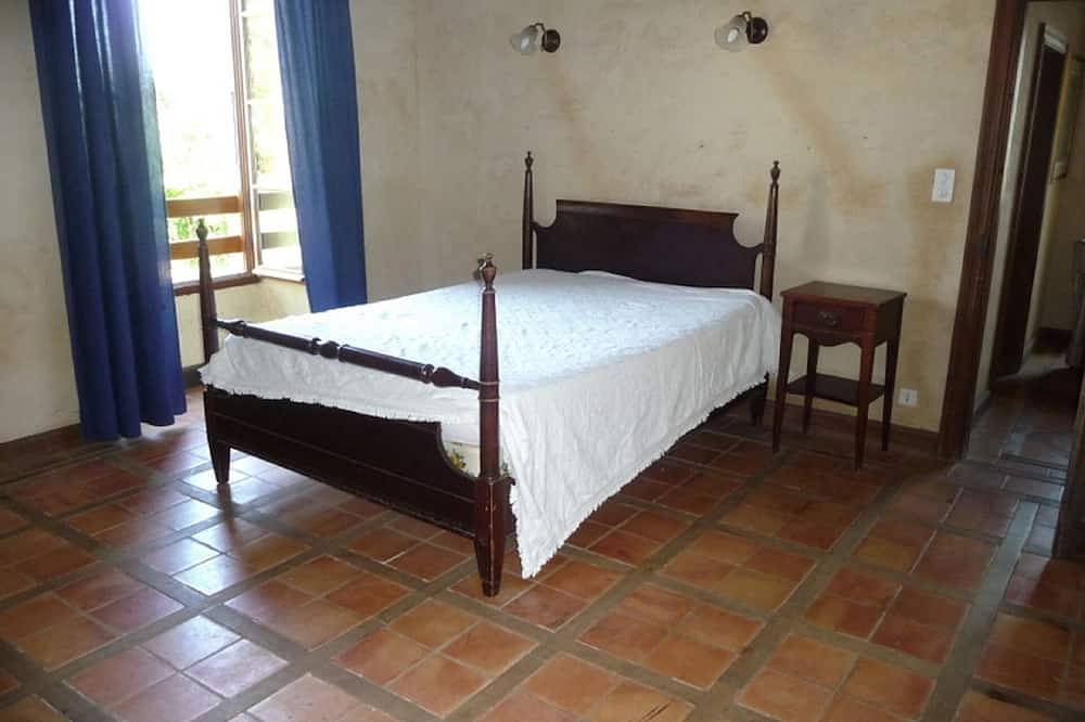 Manoir du 16ème siècle avec piscine privée in Saint-Projet, Quercy