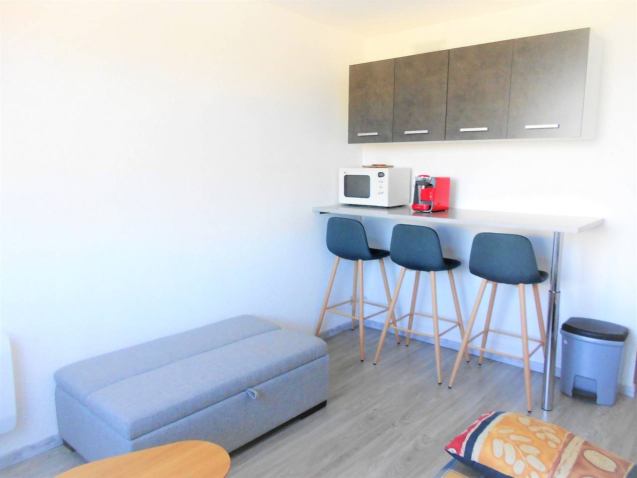 Studio entier, Studio rénové skis aux pieds, accès piscine in Le Corbier, Villarembert