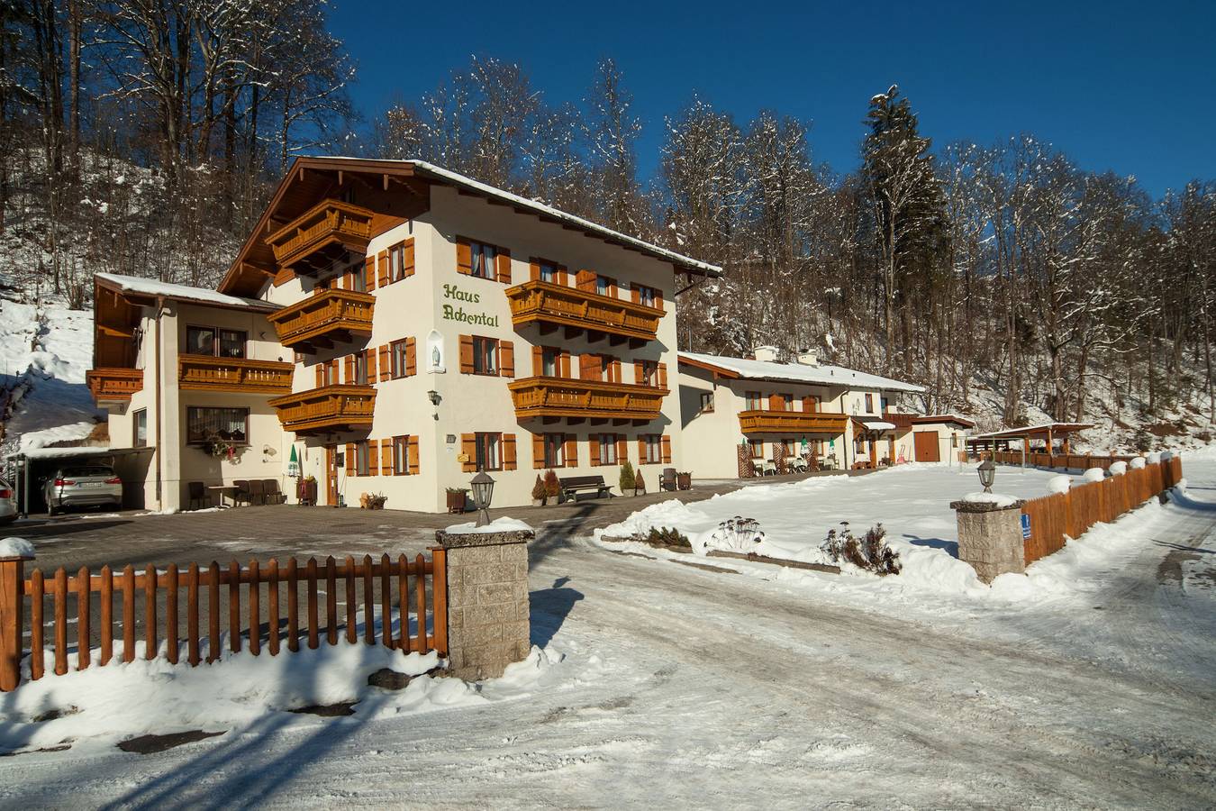 Gästehaus Achental - Einzelzimmer neu mit Terrasse in Berchtesgaden, Berchtesgadener Alpen