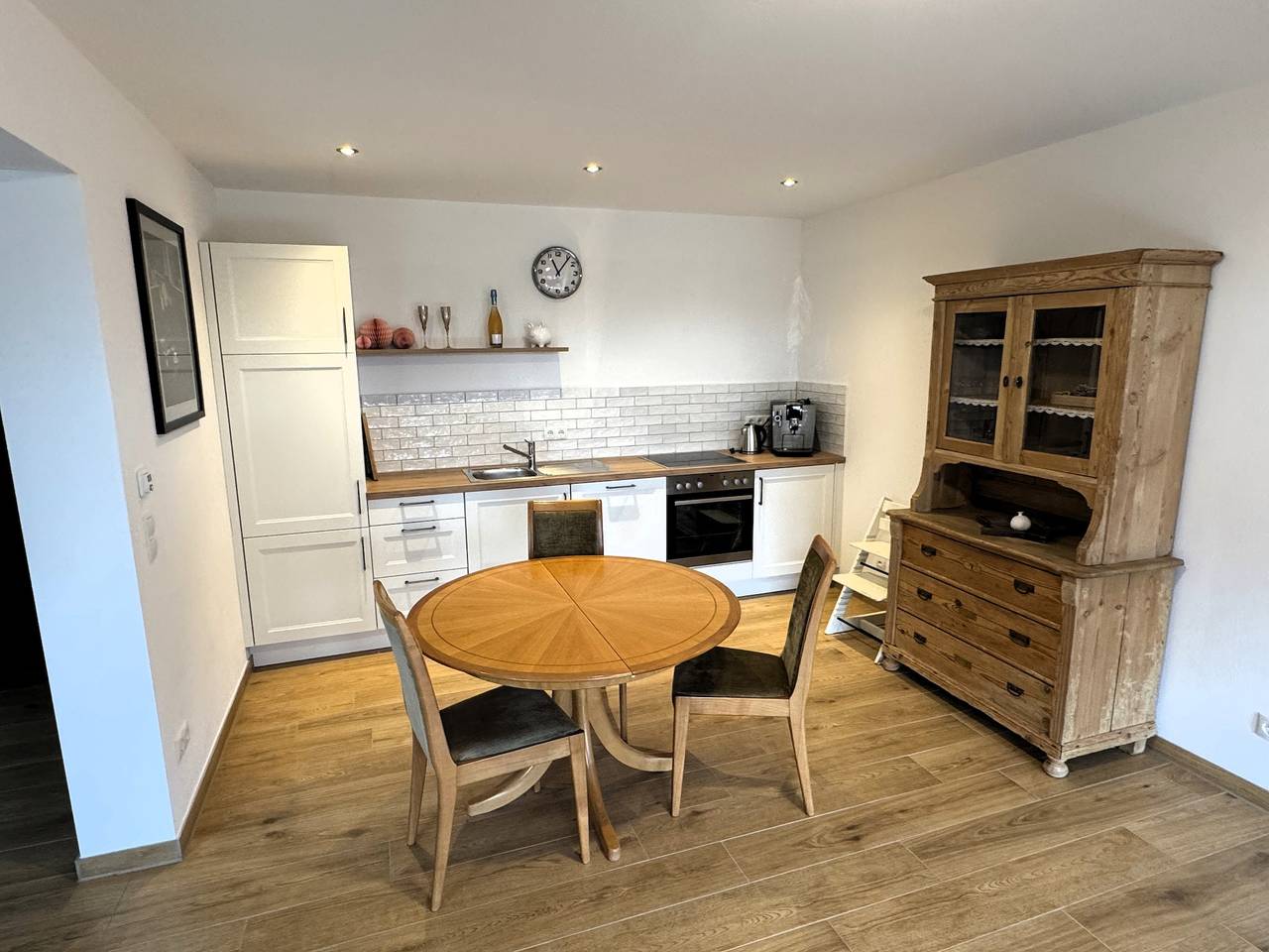 Entire apartment, Apartment 'Hofberg - Villa' with Mountain View, Shared Terrace and Wi-Fi in Landshut, Eastern Bavaria