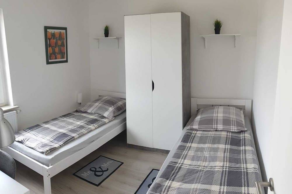 Ganze Wohnung, Sehr große, moderne Ferienwohnung in Stuhr, Naturpark Wildeshauser Geest