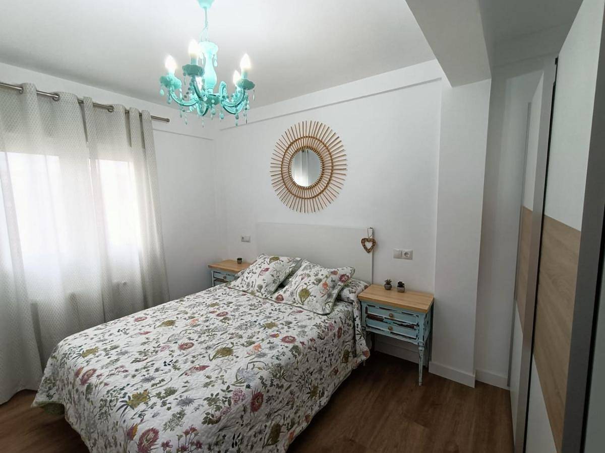 Apartamento entero, Three-Bedroom Apartment in Santander, Costa de Cantabria