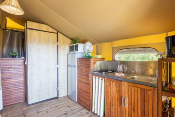 Camping pour 5 Personnes dans Bessuéjouls, Aveyron, Photo 3