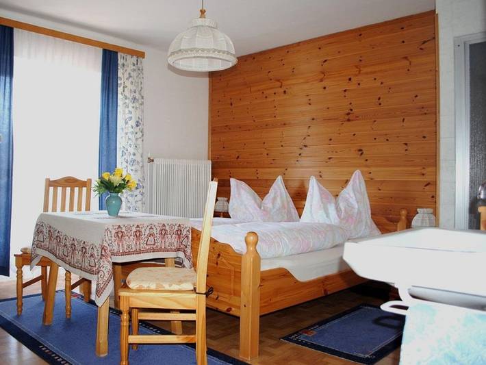 Haus Kampblick - Doppelzimmer mit Dusche in Ramsau am Dachstein, Schladming-Dachstein
