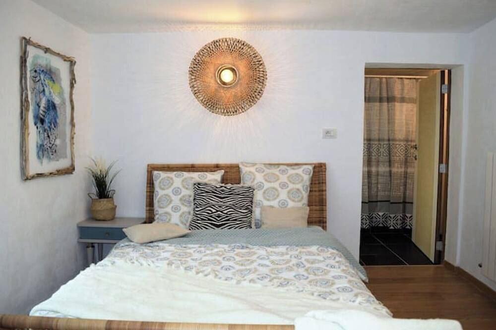 Apartamento entero, Lovely detached cocoon in green property-terrace/garden in Barjols, Región Brignoles